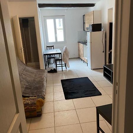 Petit Appartement Calme En Plein Centre Du Village De Ribiers Buitenkant foto